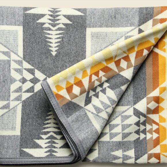 Pendleton Beaver State Wool Blanket – 64” x 80” – Made in USA - Picture 1 of 5